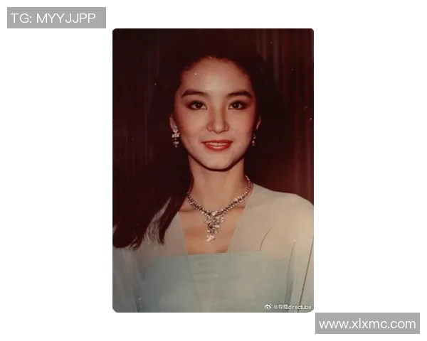 足球明星林青霞的精彩瞬间与美丽壁纸分享