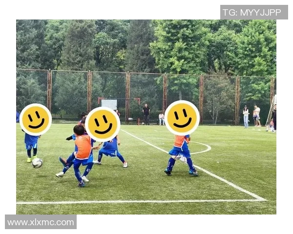 南美洲足球文化深厚足球明星遍布街头巷尾展现激情与梦想