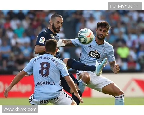 甲组足球联赛精彩回顾与未来展望球员表现与战术分析全方位解读 甲组足球联赛精彩回顾与未来展望球员表现与战术分析全方位解读